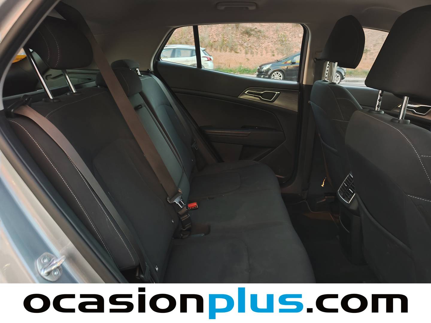 KIA Sportage KIA Sportage 1.6 CRDi MHEV Business 4x2 (136 CV) de ocasión