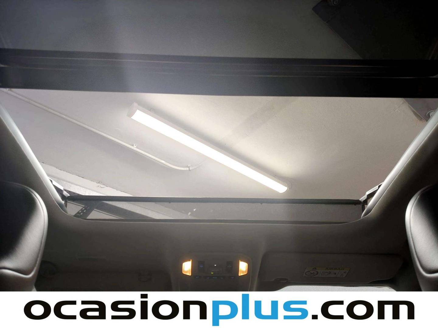 Extras y acabados del Toyota Highlander Toyota Highlander 2.5 Advance (246 CV) 7 Plazas