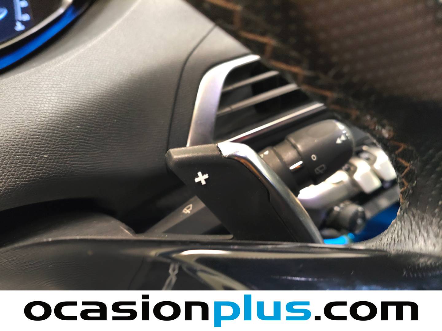 Foto Peugeot 3008 Peugeot 3008 BlueHDI 130 S&S GT Line EAT8 (130 CV)