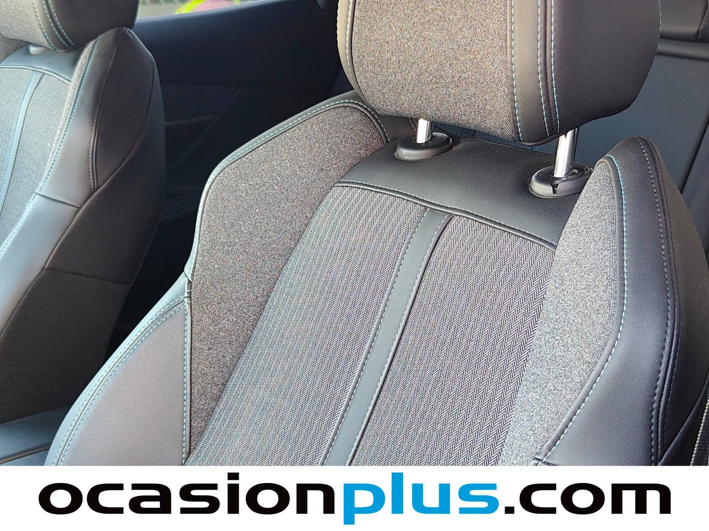 Extras y acabados del Peugeot 3008 Peugeot 3008 PureTech 130 S&S Allure Pack EAT8 (130 CV)