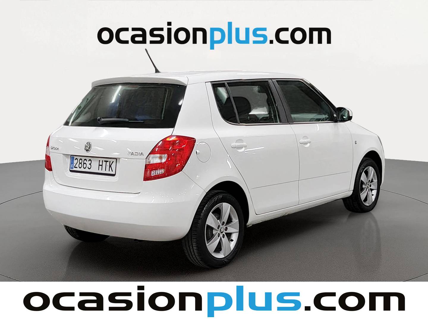 Foto trasera Skoda Fabia Skoda Fabia 1.2 Urban (69 CV) derecha