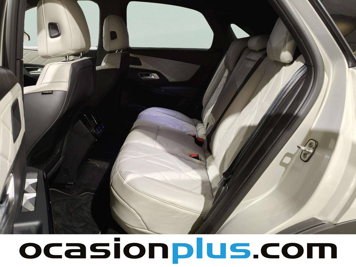 Foto DS DS 7 Crossback E-Tense DS DS7 Crossback E-Tense 225 Grand Chic Auto  (225 CV)