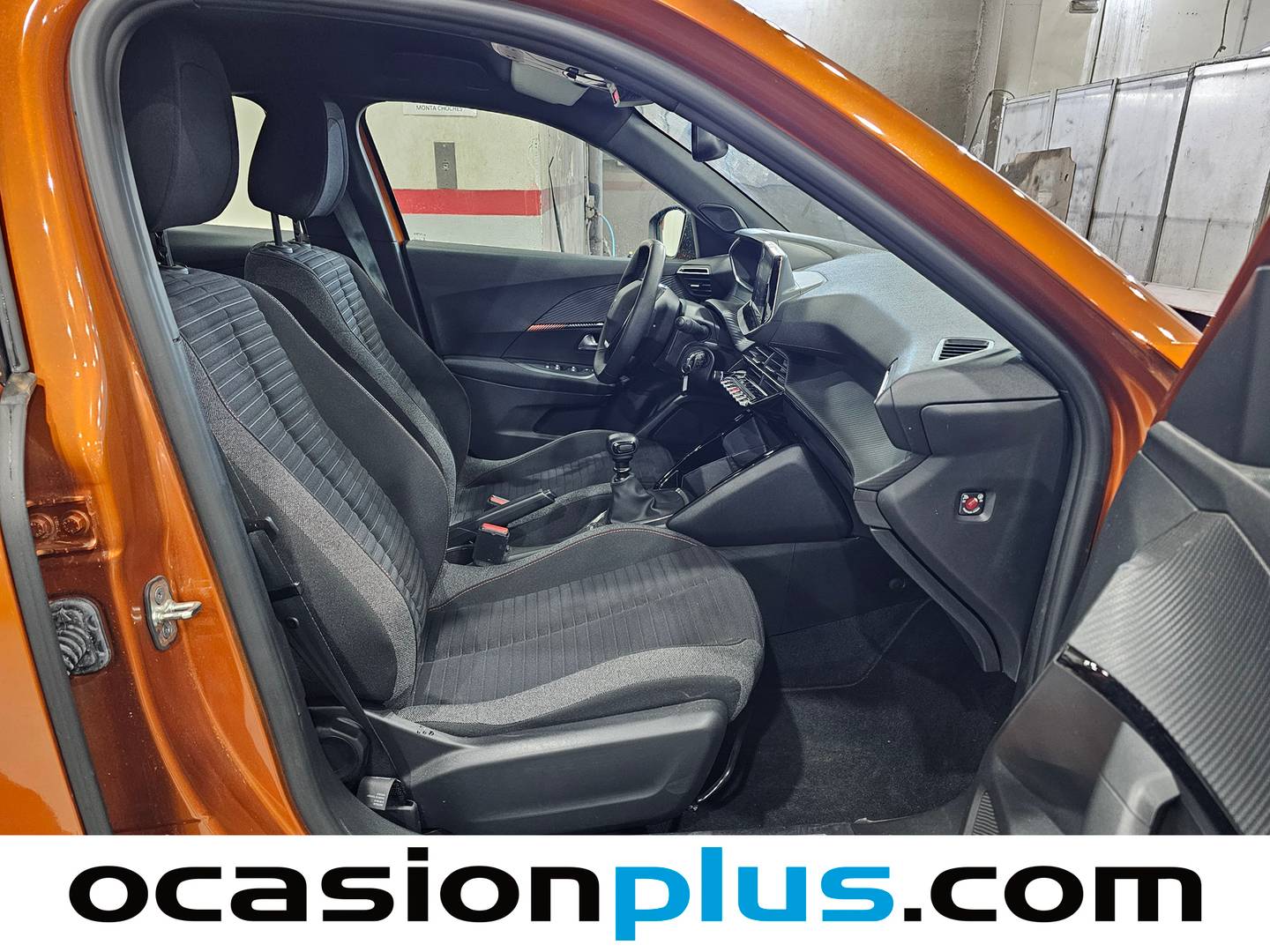 Peugeot 2008 Peugeot 2008 Puretech 100 S&S Active Pack (100 CV) gasolina