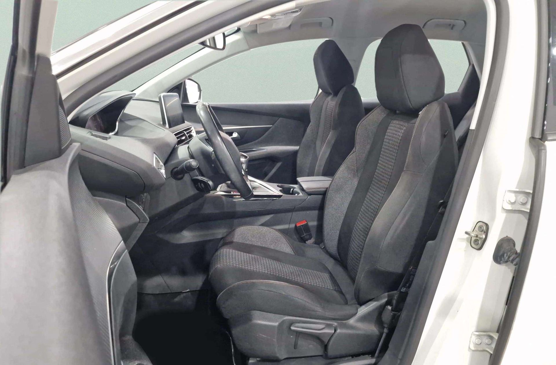 Peugeot 3008 PureTech 130 Active - foto 11