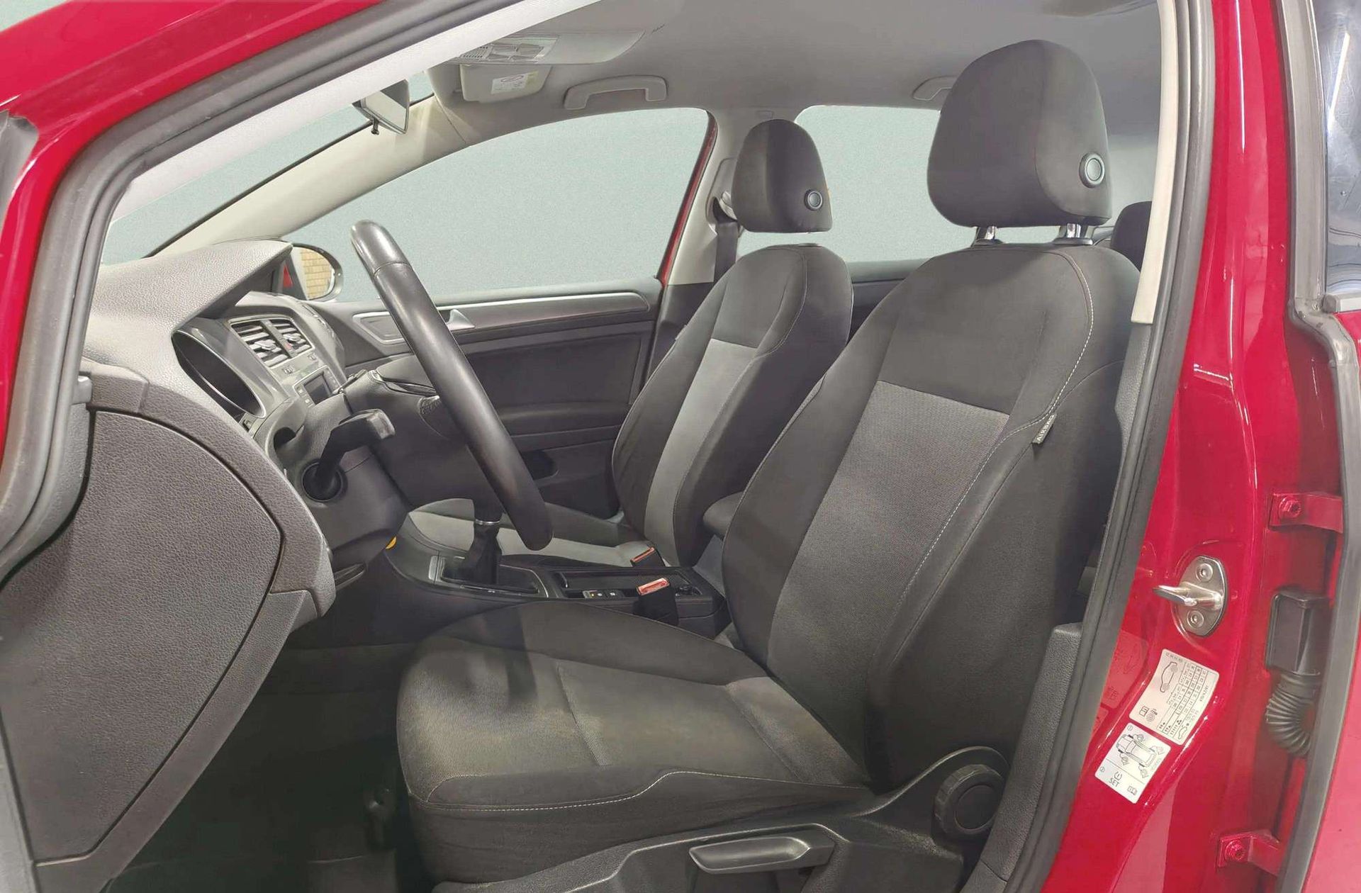 Volkswagen Golf Business 1.6 TDI BMT - foto 9
