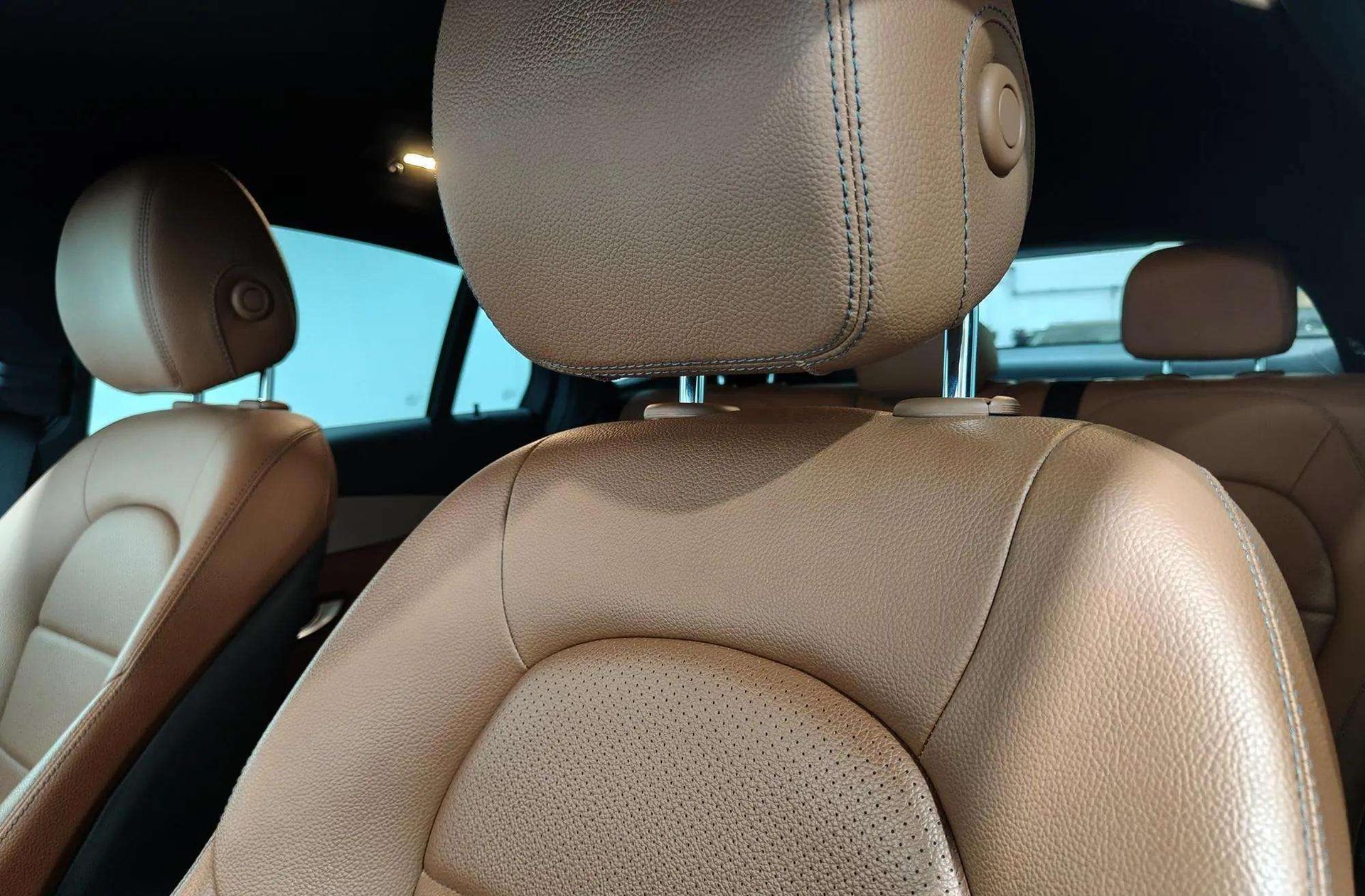 Mercedes-Benz GLC 300 4Matic Pack AMG - foto 7