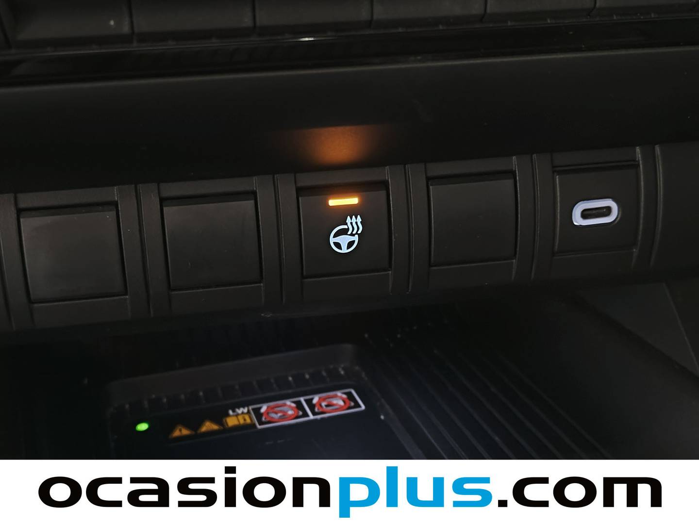 Equipamiento del Toyota C-HR Toyota C-HR 220PH Advance (223 CV)