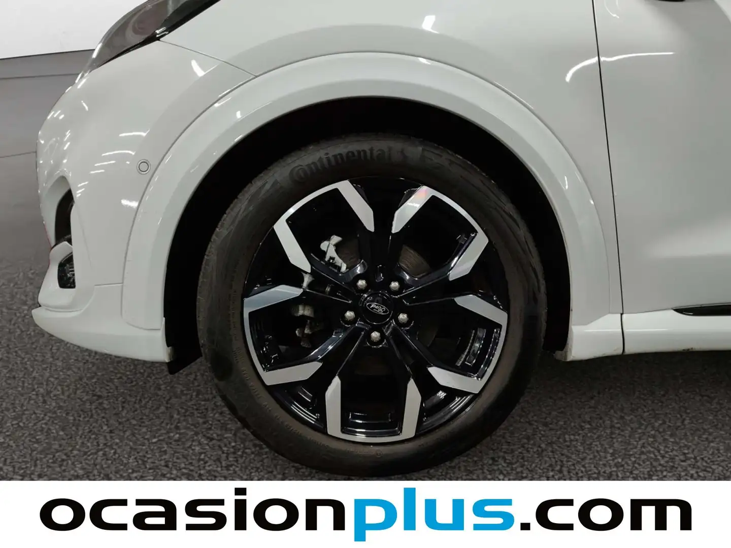 Foto Ford Puma Ford Puma 1.0 EcoBoost MHEV ST-Line X (125 CV)