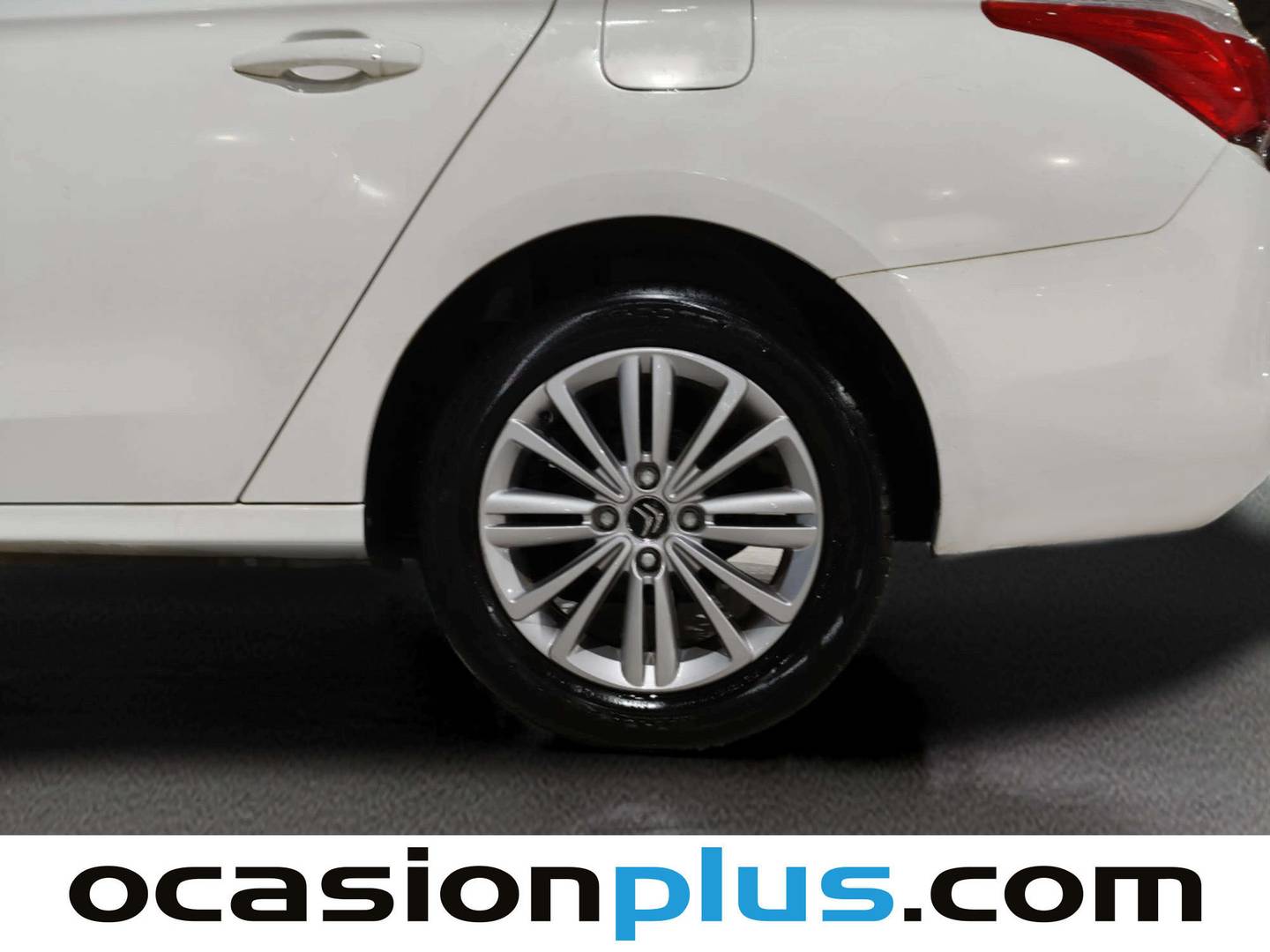 Foto Citroën C-Elysée Citroen C-Elysee BlueHDi 100 Exclusive (100 CV)