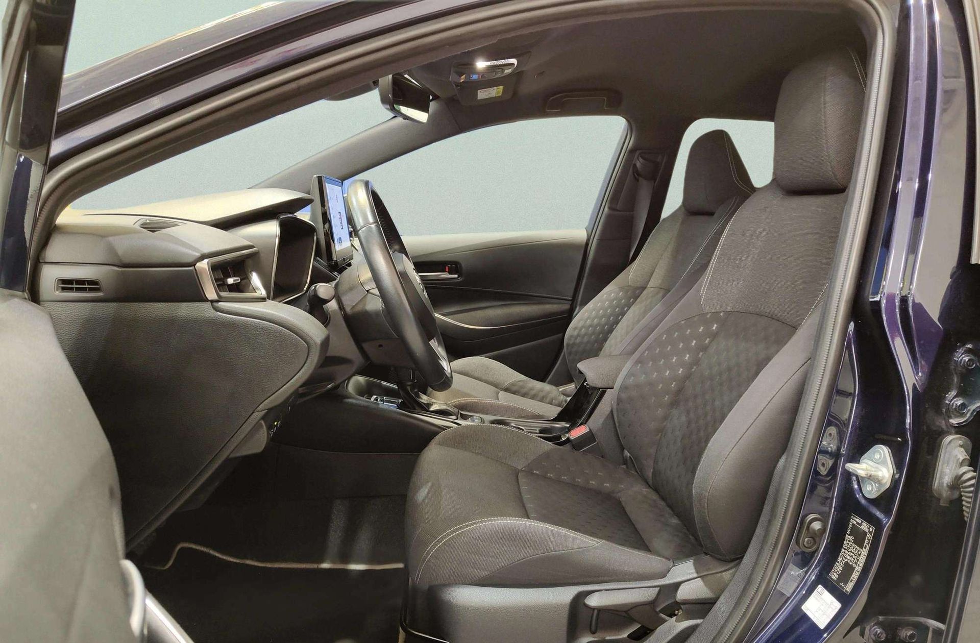 Toyota Corolla 140H Active Plus Touring Sport - foto 9