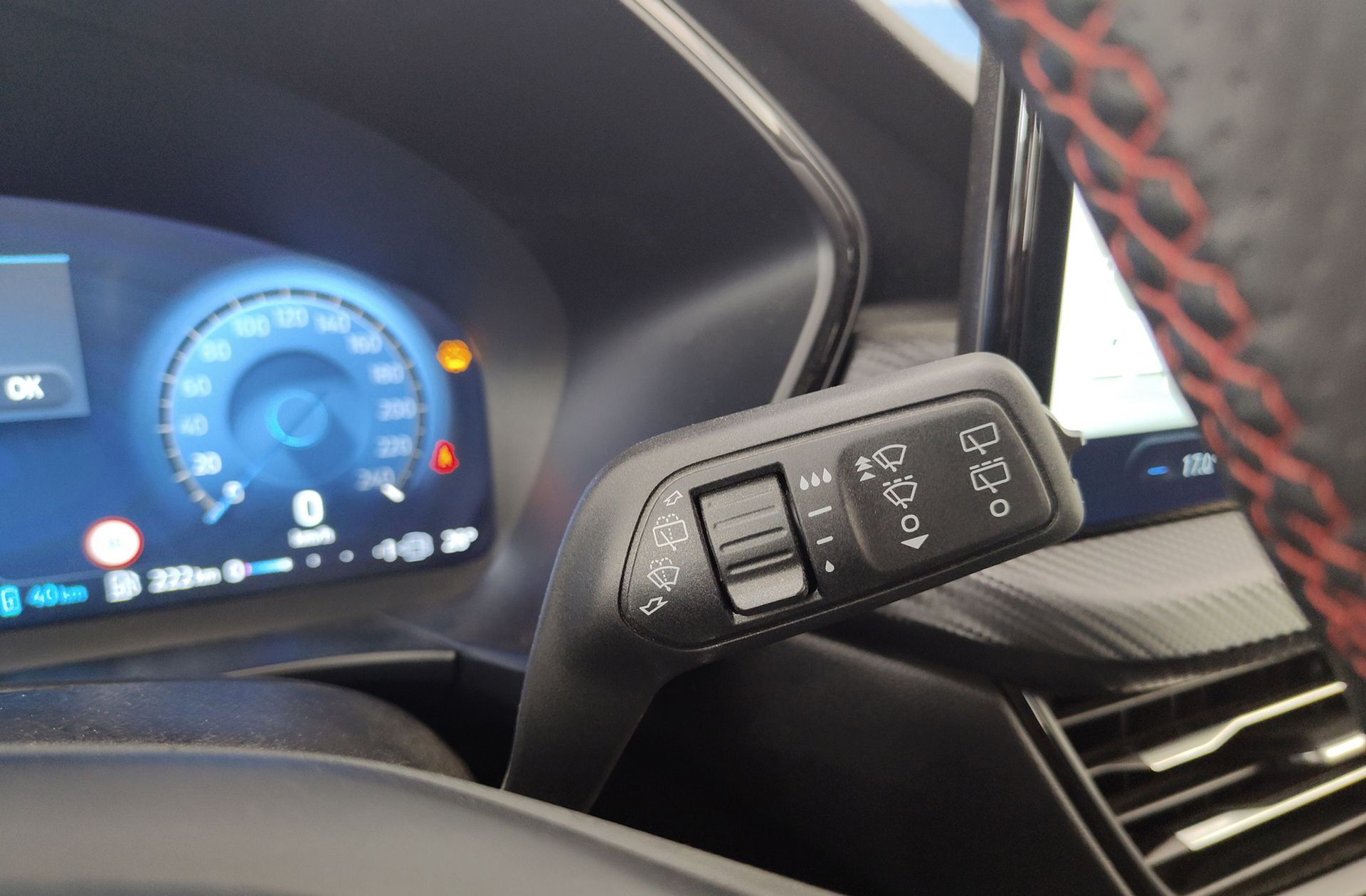 Ford Kuga 2.5 Duratec PHEV ST-Line X - foto 32