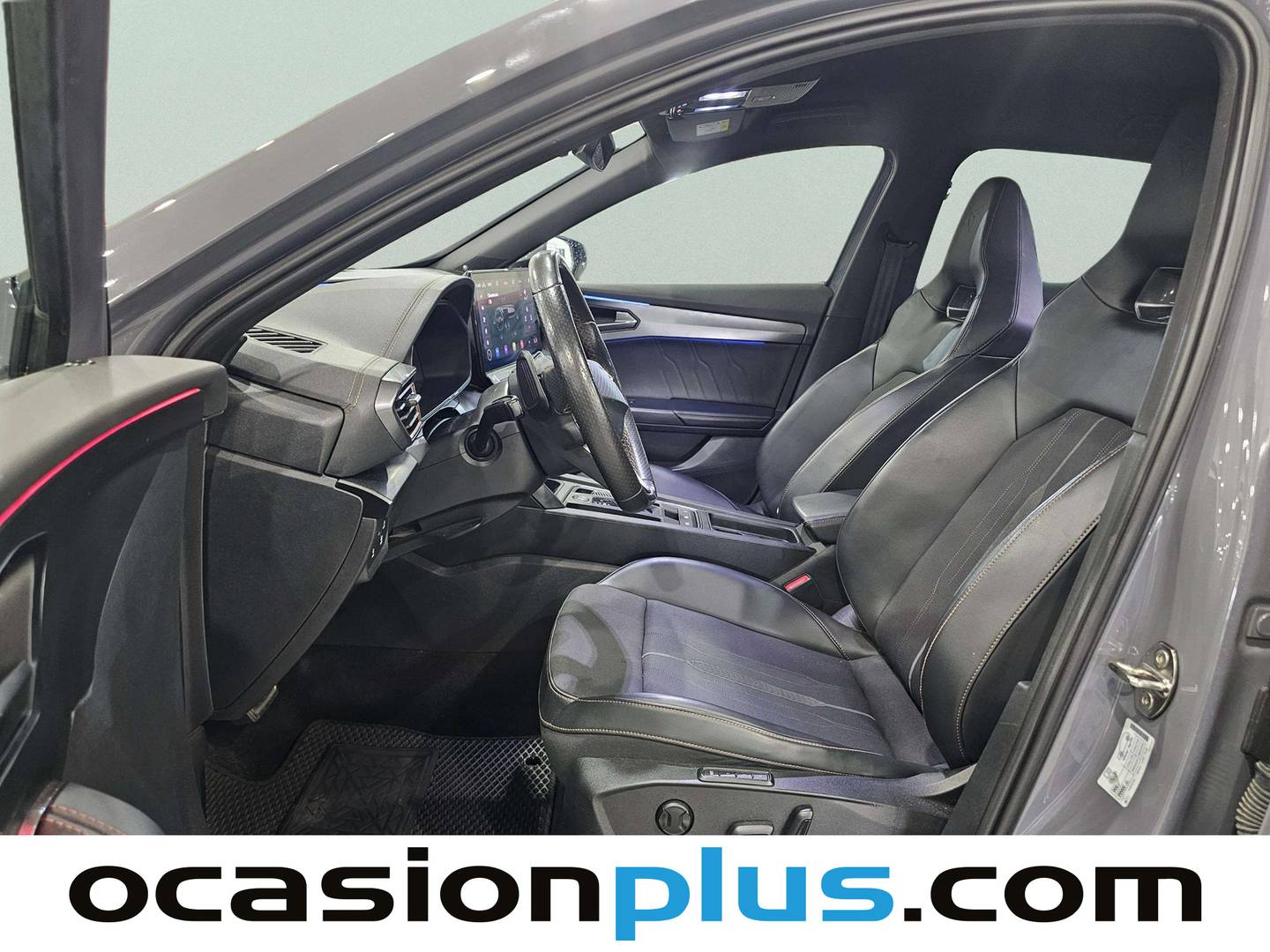 Foto asientos delanteros Cupra Formentor Cupra Formentor 2.0 TSI Launch Edition Gris Graphene 4Drive DSG (310 CV)