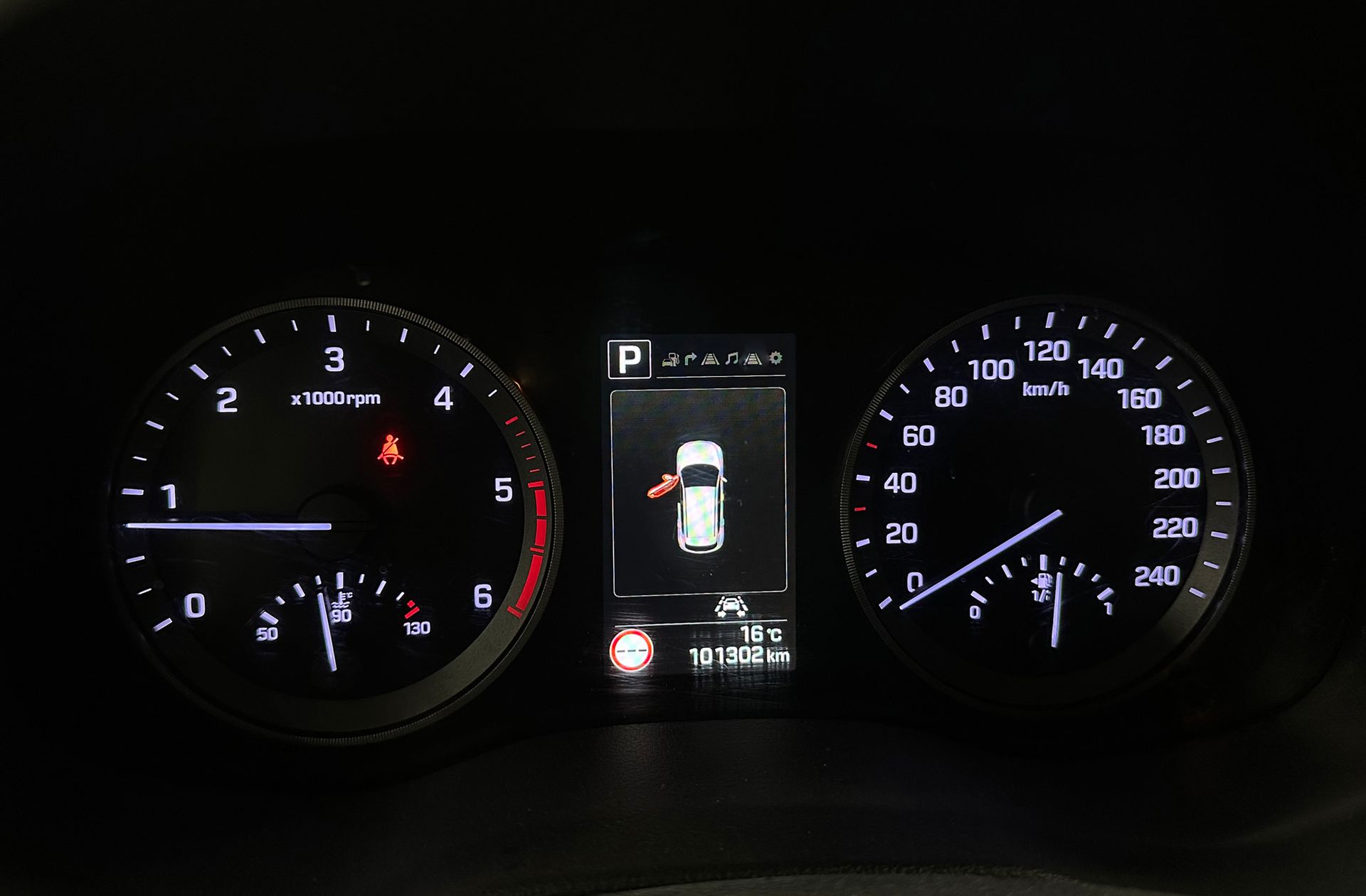 Hyundai Tucson 1.7 CRDi BlueDrive Tecno Sky 4x2 DCT - foto 22