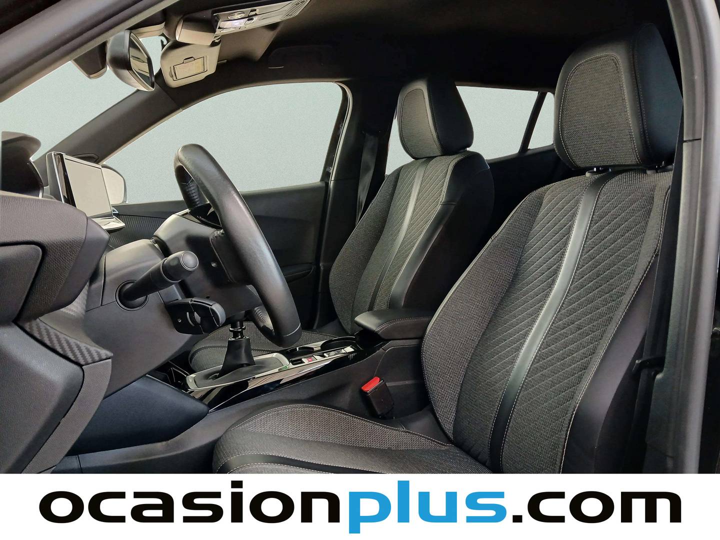 Foto asientos delanteros Peugeot 2008 Peugeot 2008 PureTech 100 S&S Allure (100 CV)