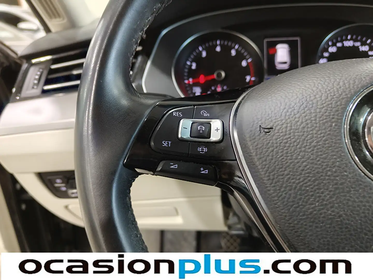 Foto Volkswagen Passat Volkswagen Passat Variant Advance 1.5 TSI (150 CV)