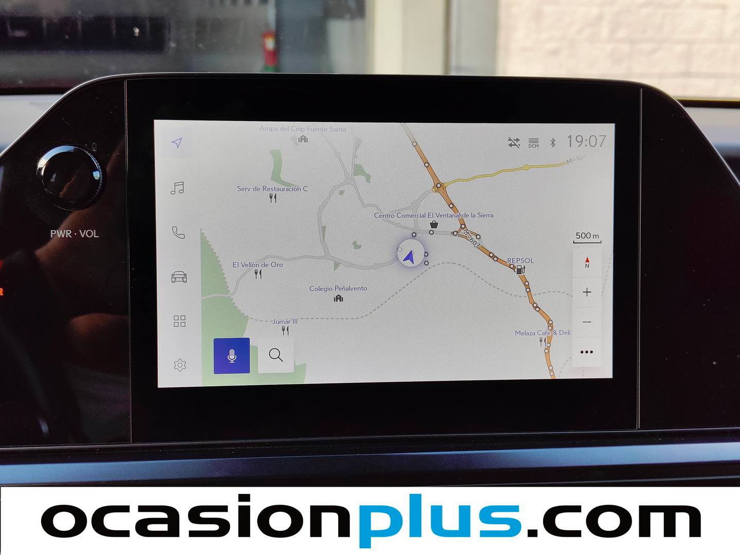Extras y acabados del Lexus UX Lexus UX 250h Business 2WD (184 CV)