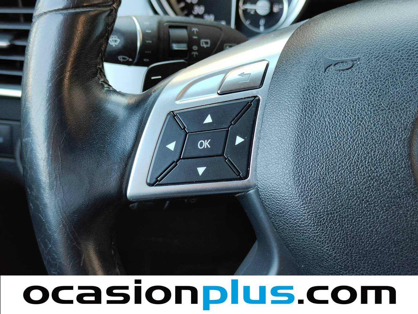 Extras y acabados del Mercedes Clase M Mercedes-Benz Clase M ML 250 BlueTEC 4Matic (204 CV)