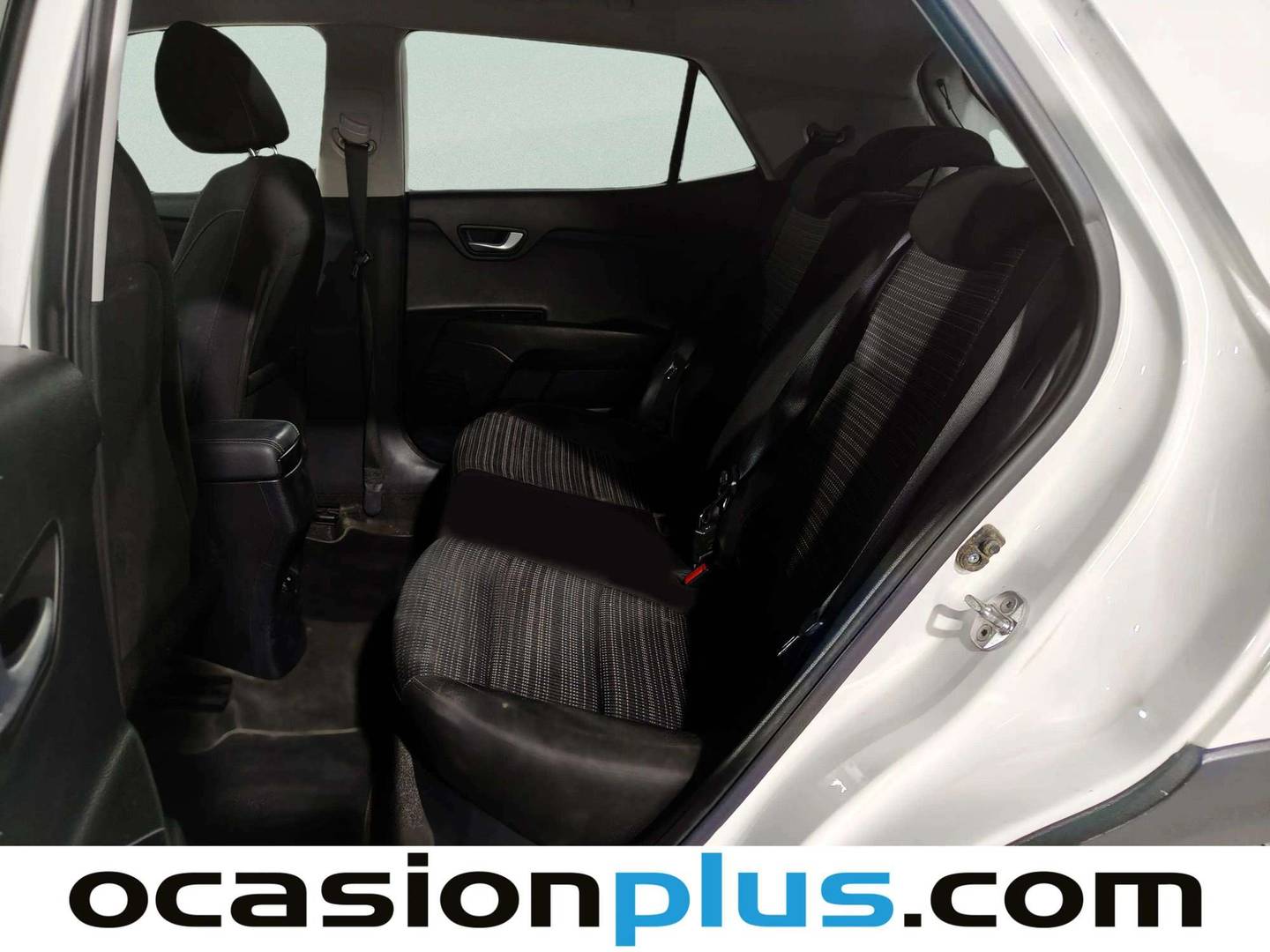 Foto asientos traseros KIA Stonic KIA Stonic 1.0 T-GDi Drive (120 CV)