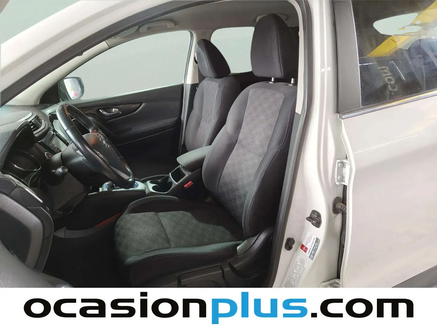 Foto Nissan QASHQAI Nissan Qashqai 1.2 DIG-T N-Connecta 4x2 XTronic (115 CV)