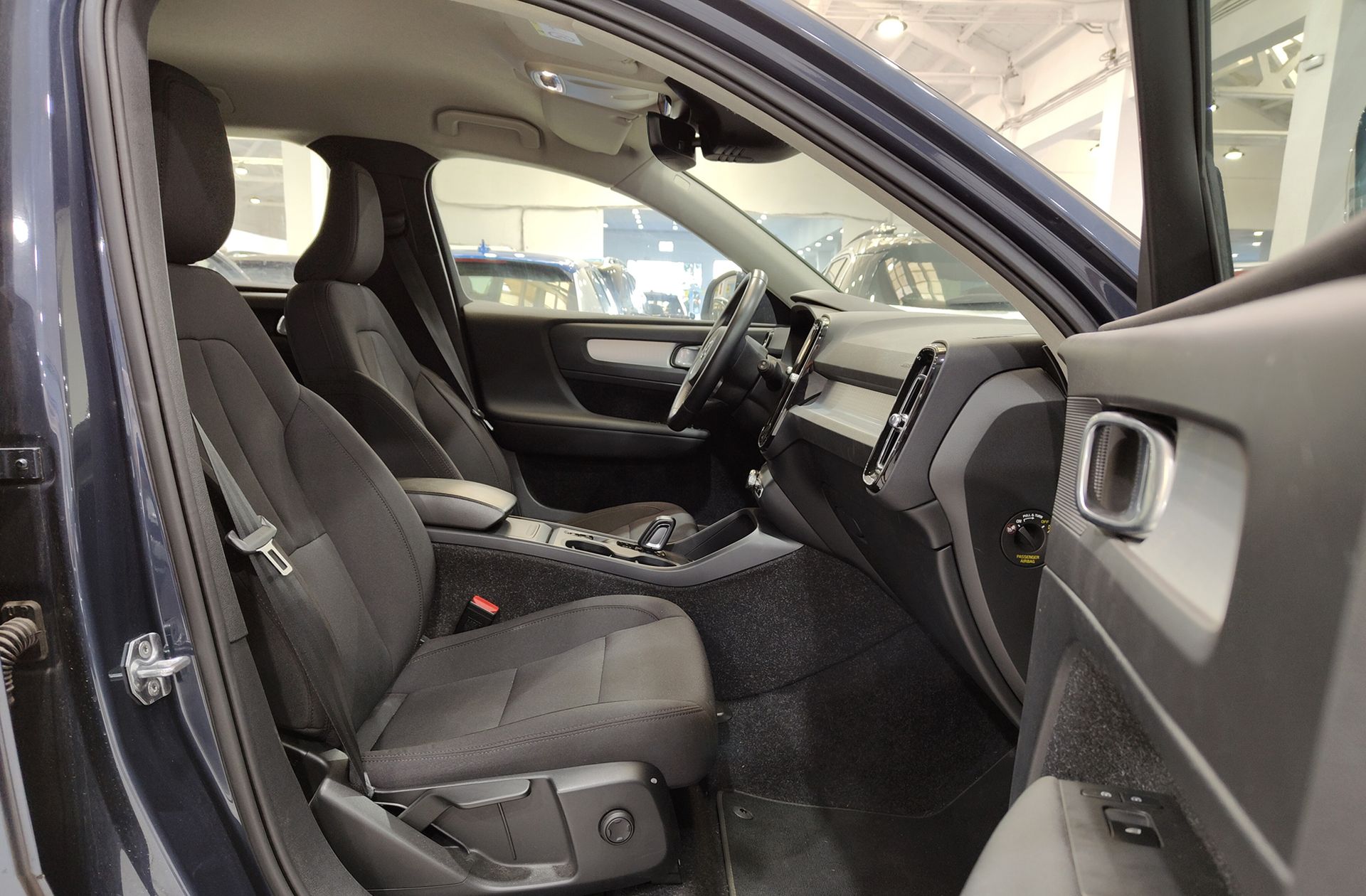 Volvo XC40 D3 Momentum AWD - foto 20