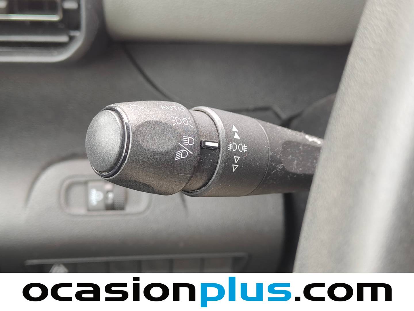 Acabados Peugeot Rifter Peugeot Rifter BlueHDi 100 Active Standard Nav+ (100 CV)