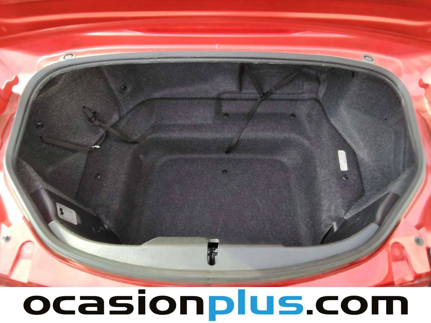 Foto asientos traseros Mazda MX-5 Mazda MX-5 1.5 SKYACTIV-G Exclusive-Line (132 CV)