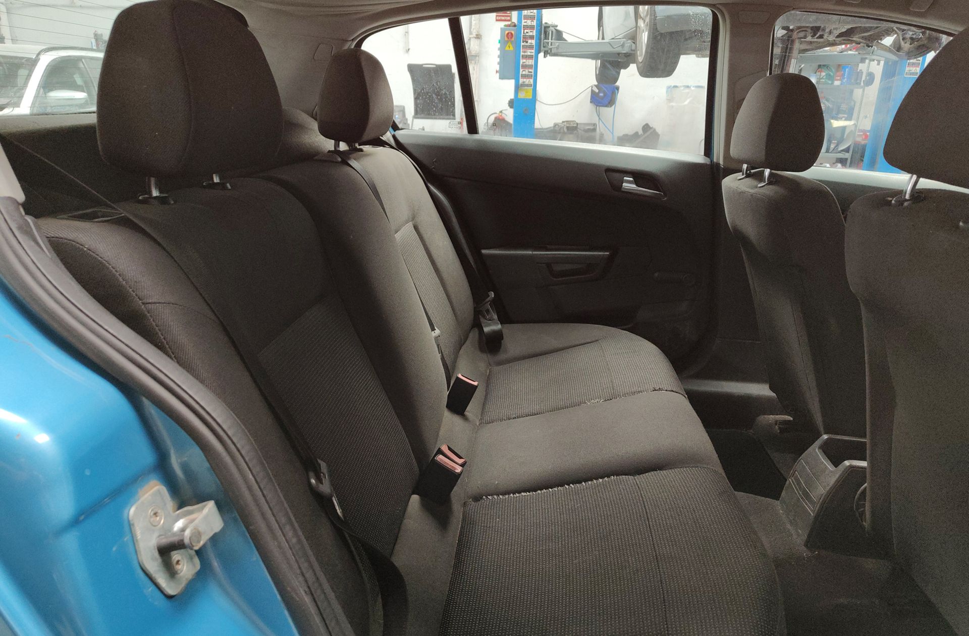 Opel Astra 1.4 Essentia - foto 13