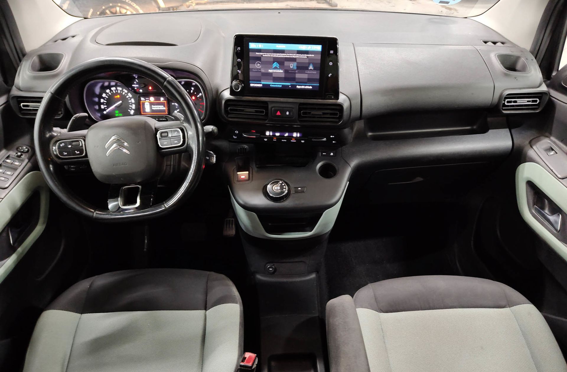 Citroën Berlingo BlueHDi 130 Talla XL Shine EAT8 7 plazas - foto 7