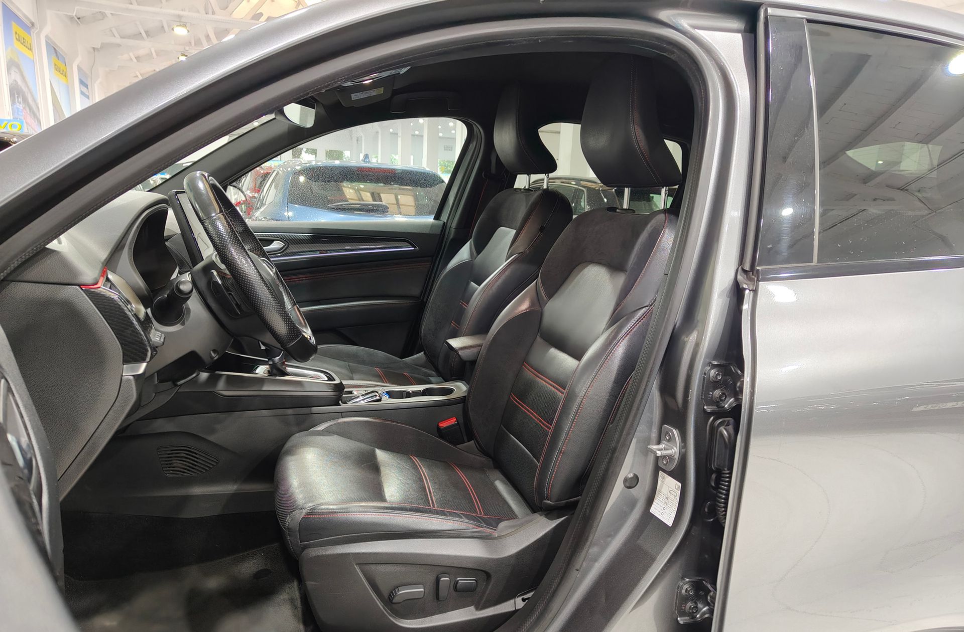 Renault Arkana RS Line TCe EDC Microhíbrido - foto 20
