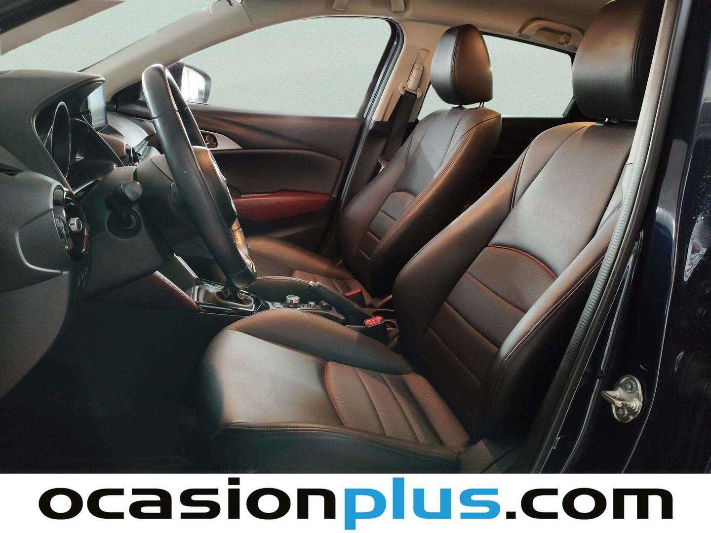 Foto asientos delanteros Mazda CX-3 Mazda CX-3 2.0 SKYACTIV GE Luxury 2WD (120 CV)