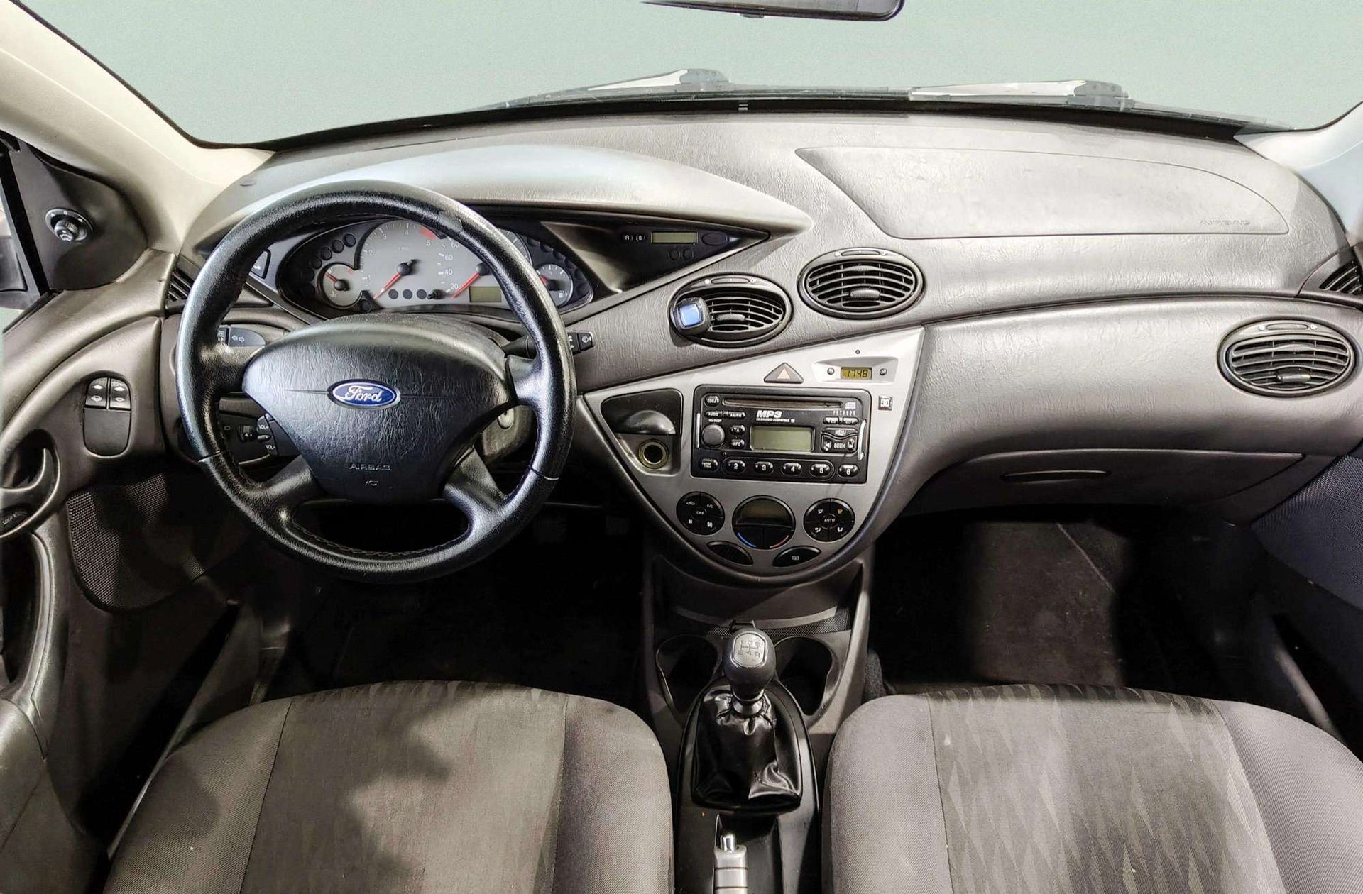 Ford Focus 1.8 TDCi Trend - foto 6