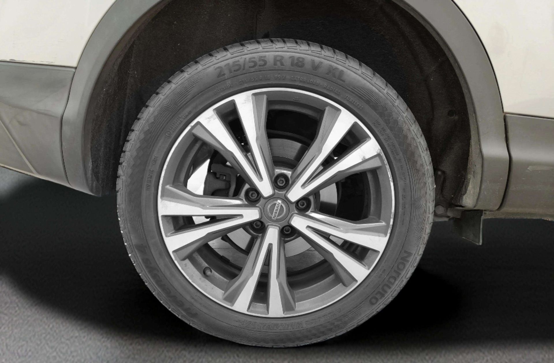 Nissan Qashqai DIG-T 115 N-Connecta 4x2 - foto 36
