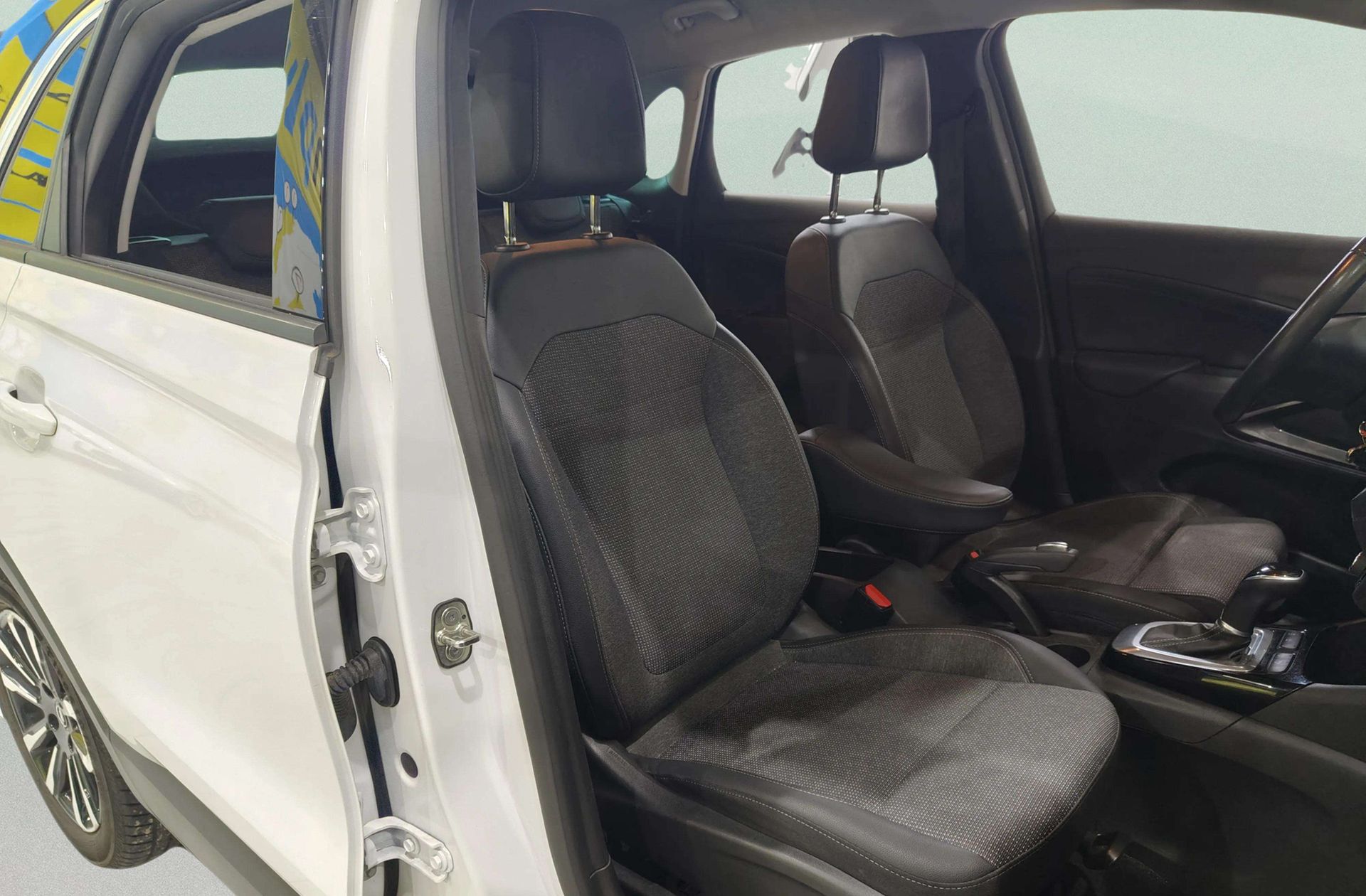 Opel Crossland 1.2 Business Elegance - foto 18