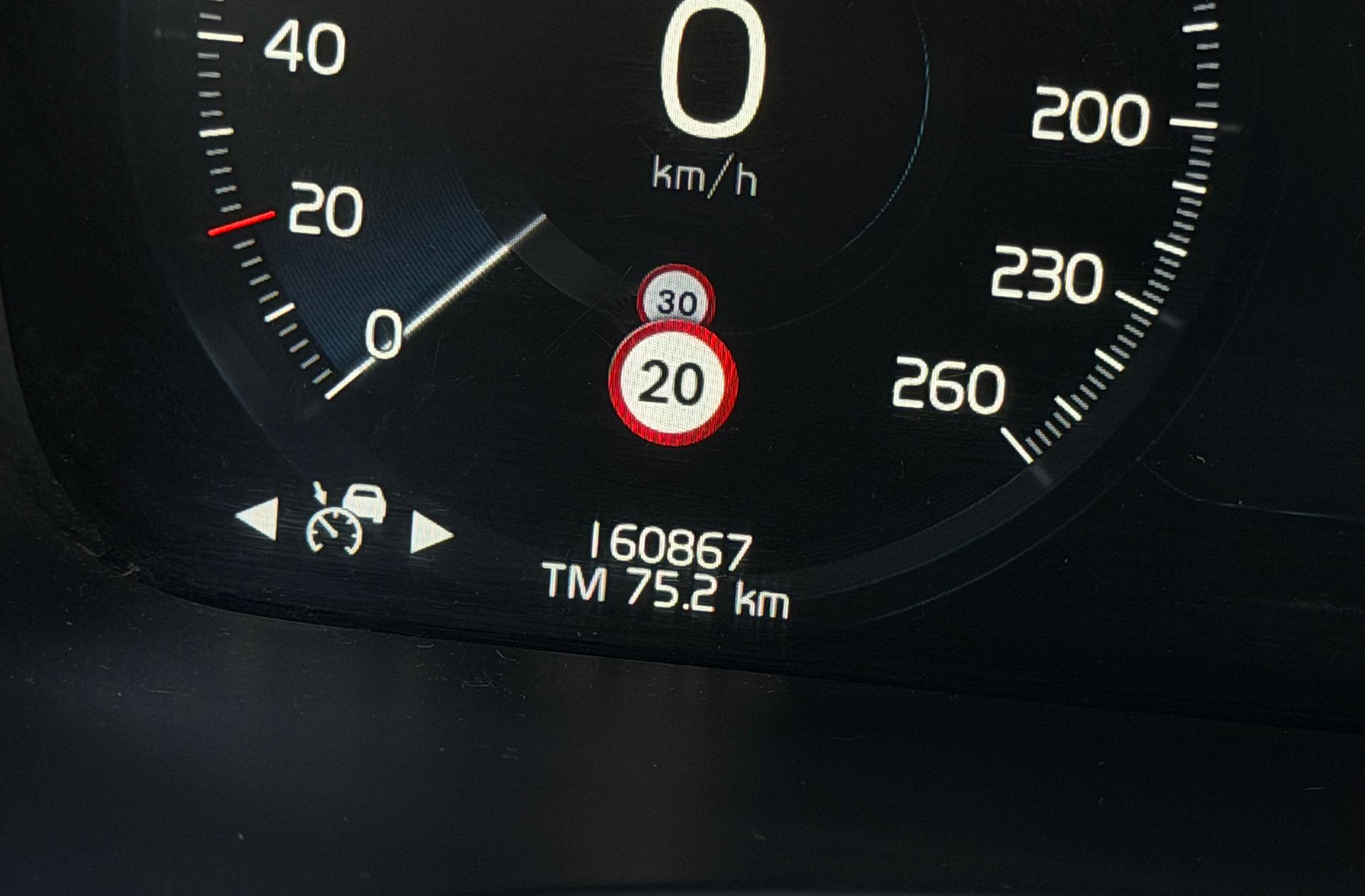 Volvo V90 B4 D AWD - foto 9