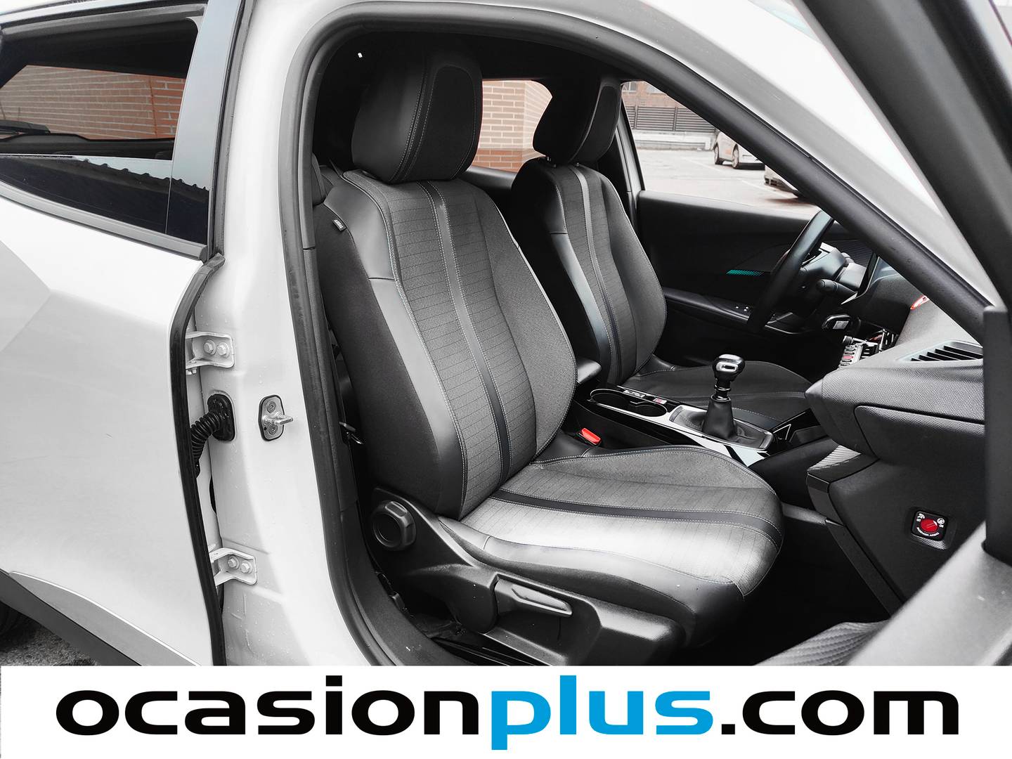 Foto Peugeot 2008 Peugeot 2008 PureTech 130 S&S Allure Pack (130 CV)