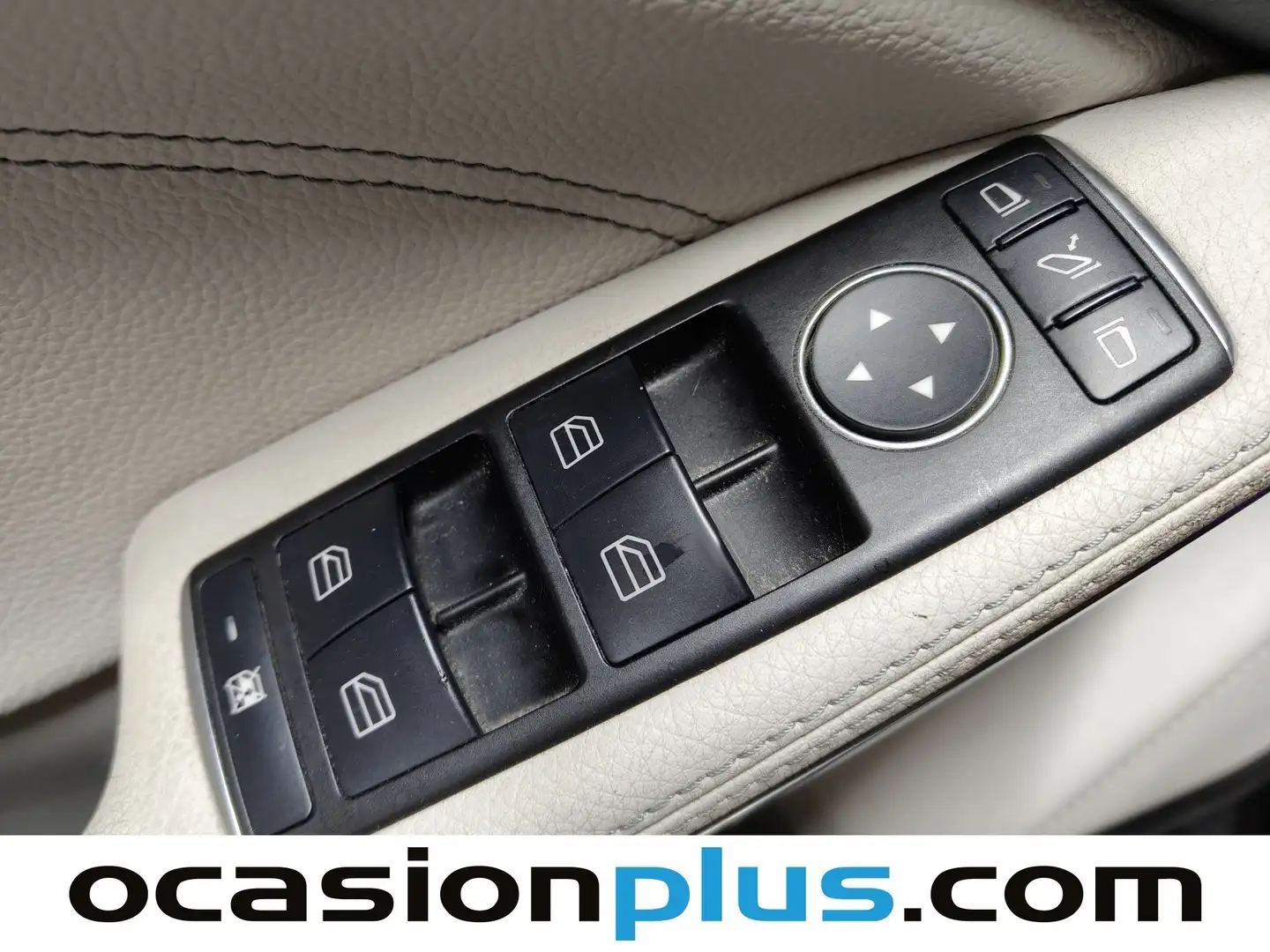 Foto Mercedes GLA Mercedes-Benz GLA 200 d Urban (136 CV) Pack AMG