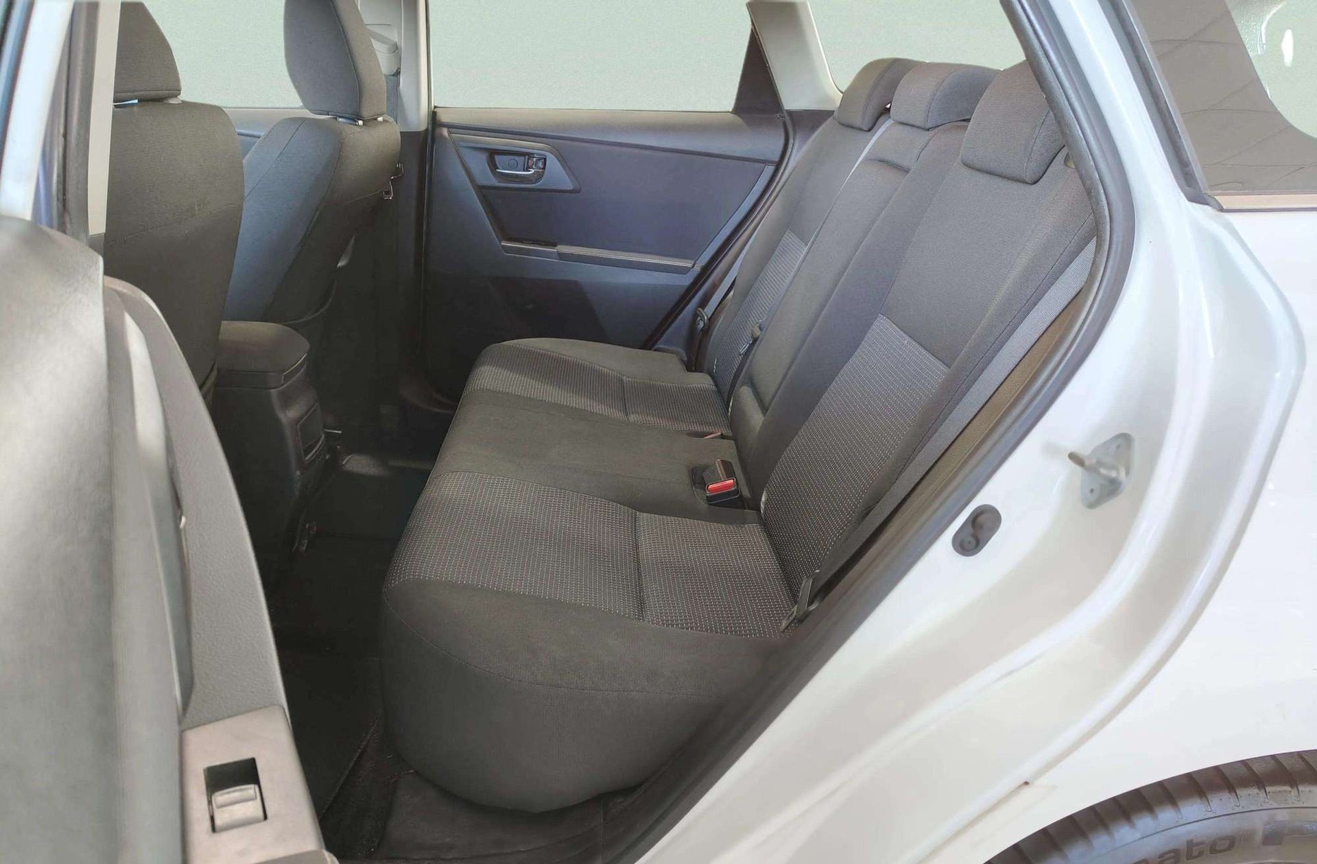 Toyota Auris 130 Touring Sports Active - foto 10