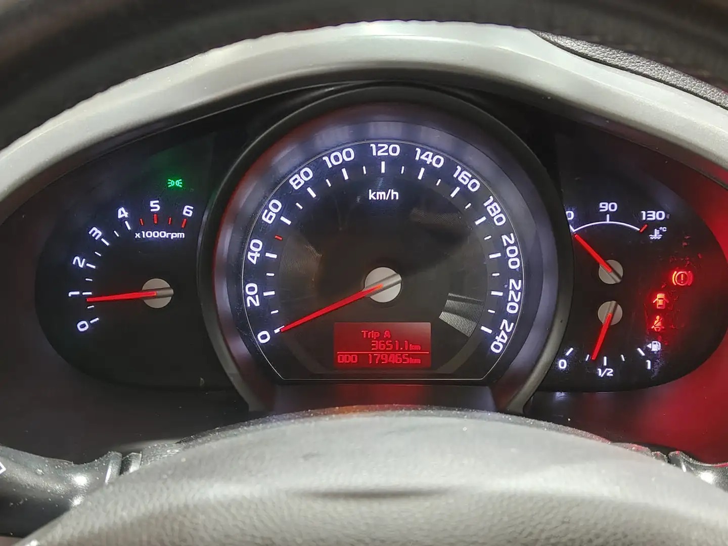 Foto KIA Sportage Kia Sportage 1.7 CRDI VGT x-Tech Eco-Dynamic 4x2 (115 CV)