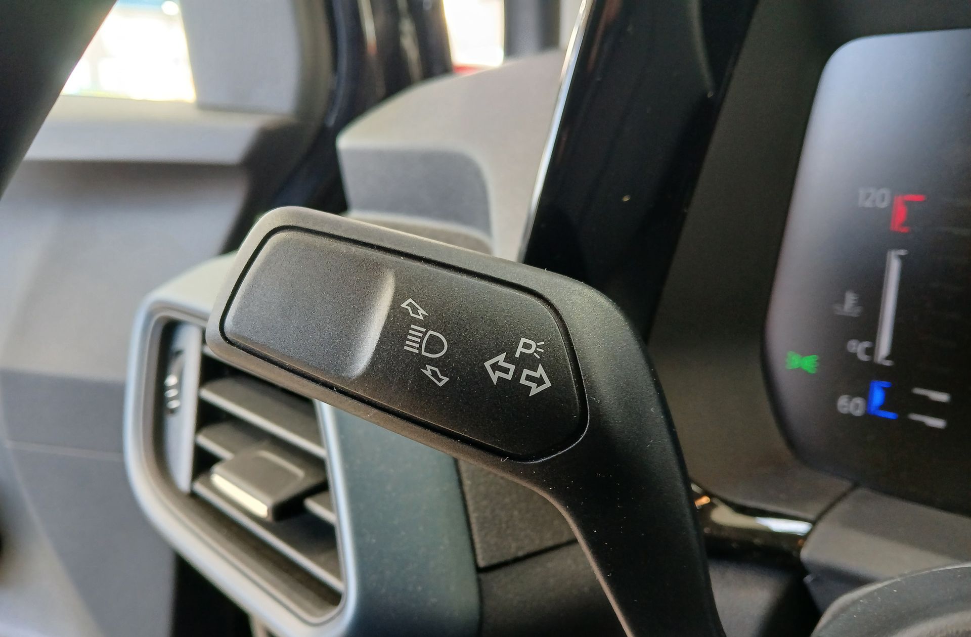 Ford Tourneo Courier 1.0 EcoBoost Active - foto 23