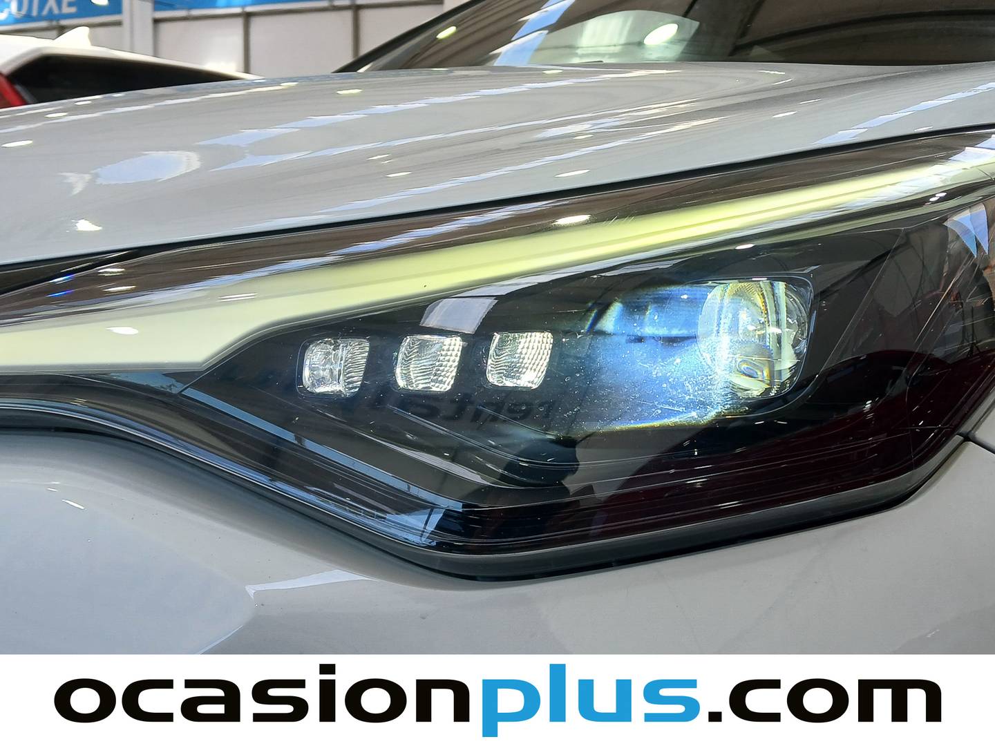 Acabados Toyota C-HR Toyota C-HR 180H GR Sport (184 CV)