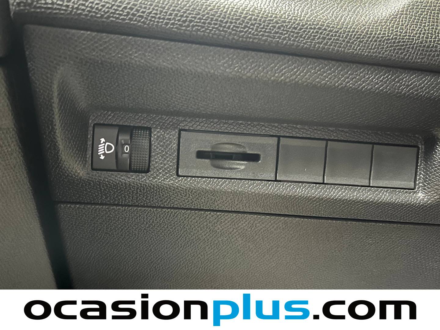 Foto Peugeot 308 Peugeot 308 SW PureTech 130 S&S Allure EAT8  (130 CV)