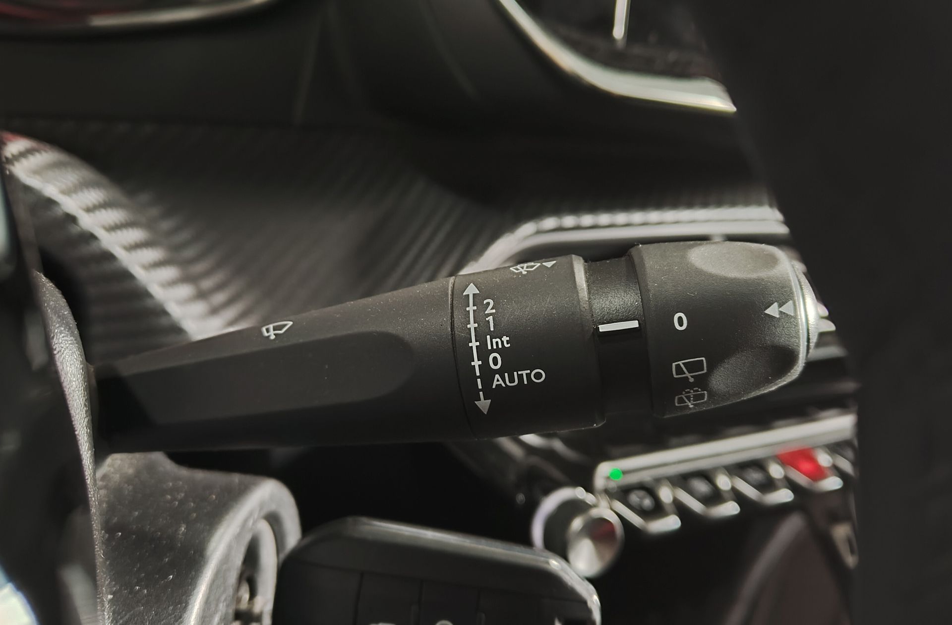 Peugeot 208 PureTech 100 Allure - foto 24