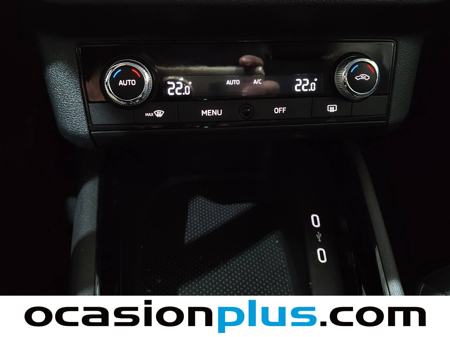 Skoda Kamiq Skoda Kamiq 1.0 TSI Ambition DSG (110 CV) seminuevo