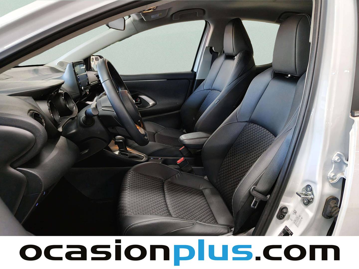 Foto asientos delanteros Mazda Mazda2 Mazda Mazda 2 1.5 Hybrid Agile Comfort CVT (116 CV)