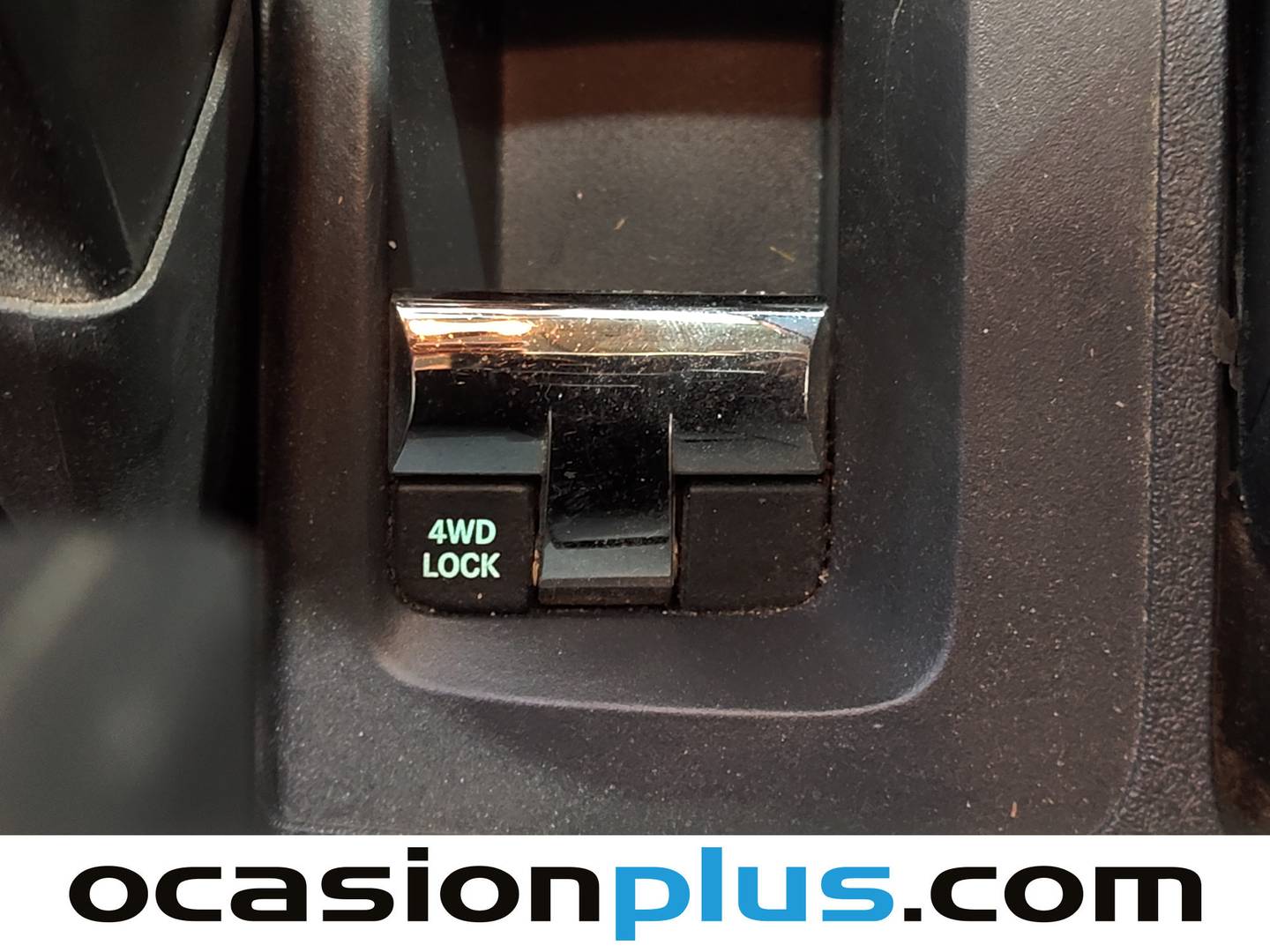 Extras y acabados del Jeep Compass Jeep Compass 2.2 CRD Sport 4x4 (136 CV)