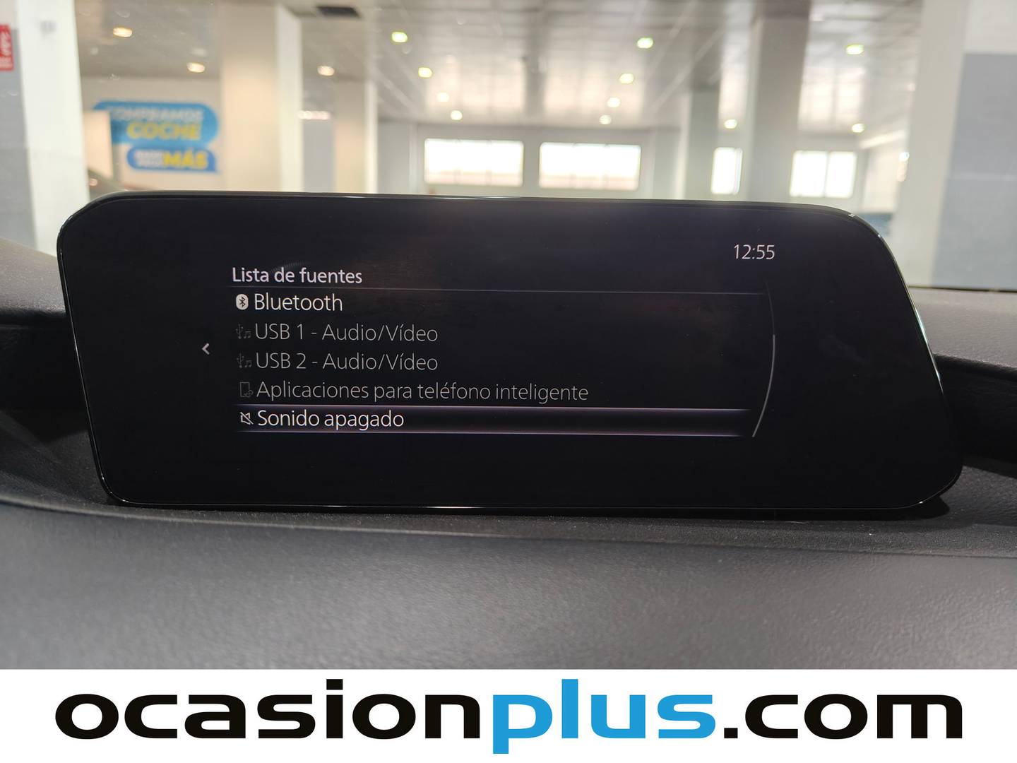 Extras y acabados del Mazda Mazda3 Mazda Mazda 3 2.0 Skyactiv-G Evolution  (122 CV)