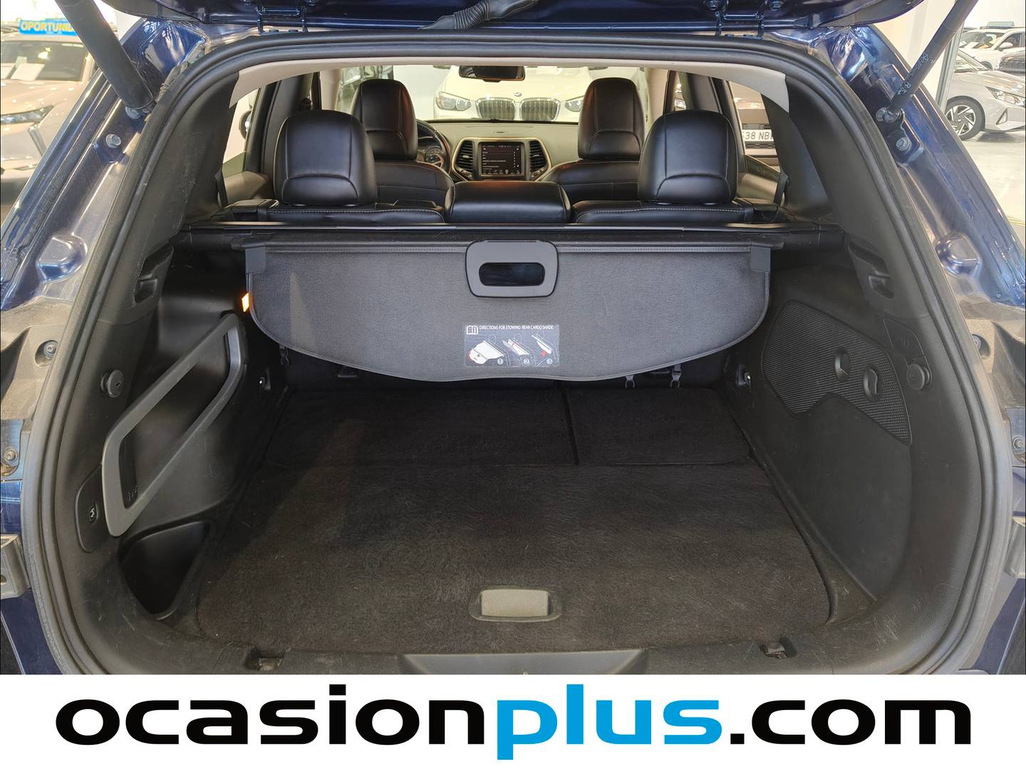 Fotos maletero Jeep Cherokee Jeep Cherokee 2.2 CRD Limited 4x4 Auto Ac. D.II (200 CV)