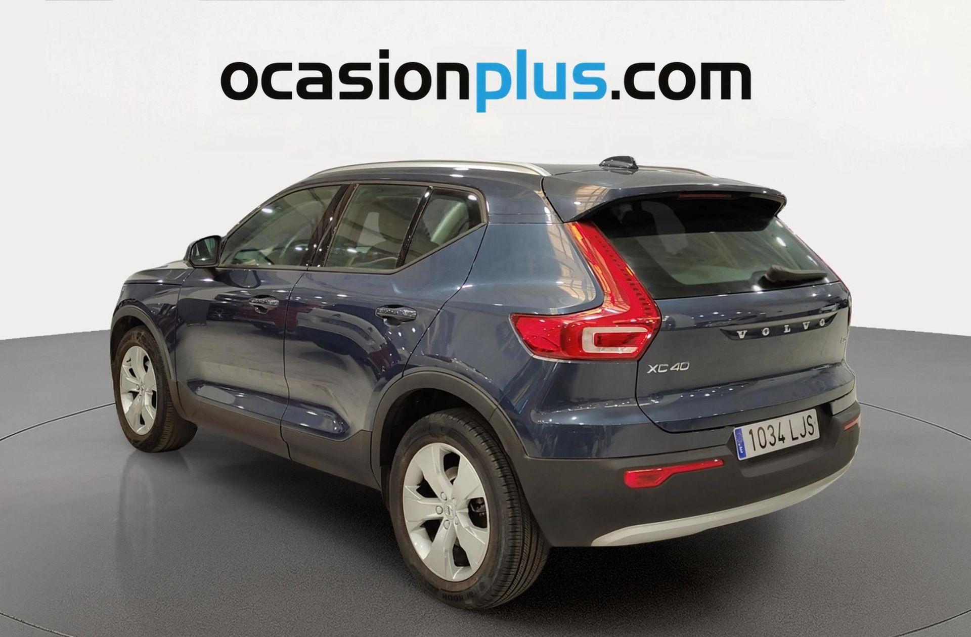 Volvo XC40 D3 Momentum AWD - foto 3