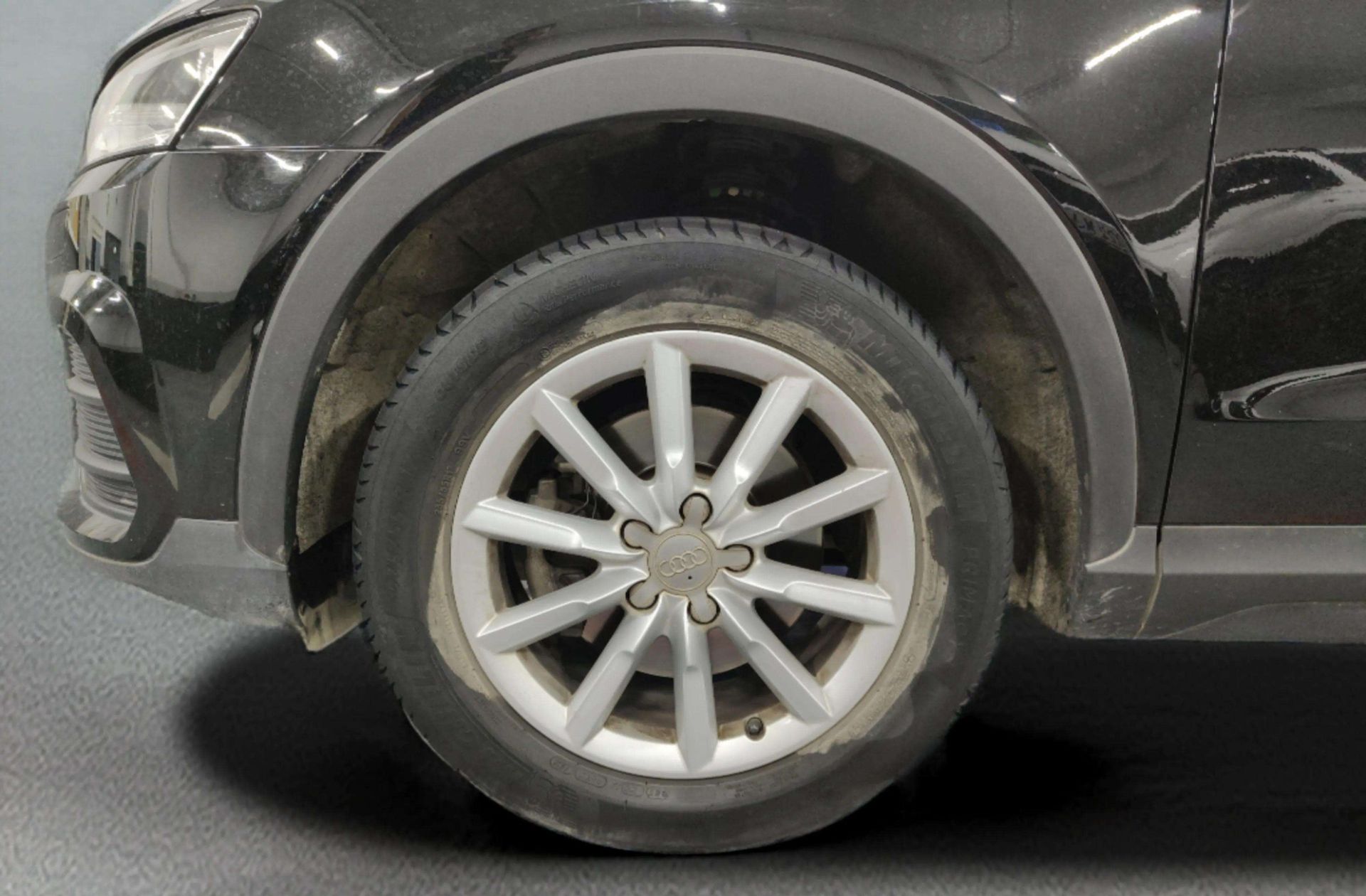 Audi Q3 2.0 TDI Attraction edition - foto 33