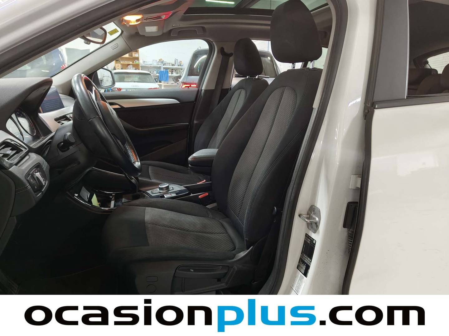 Foto BMW X2 BMW X2 sDrive18i (140 CV)